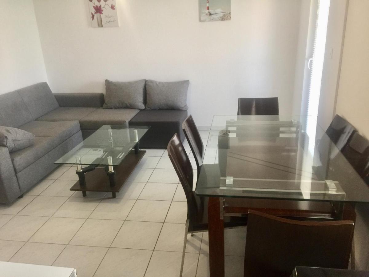 Apartmani Nerko พาก ภายนอก รูปภาพ