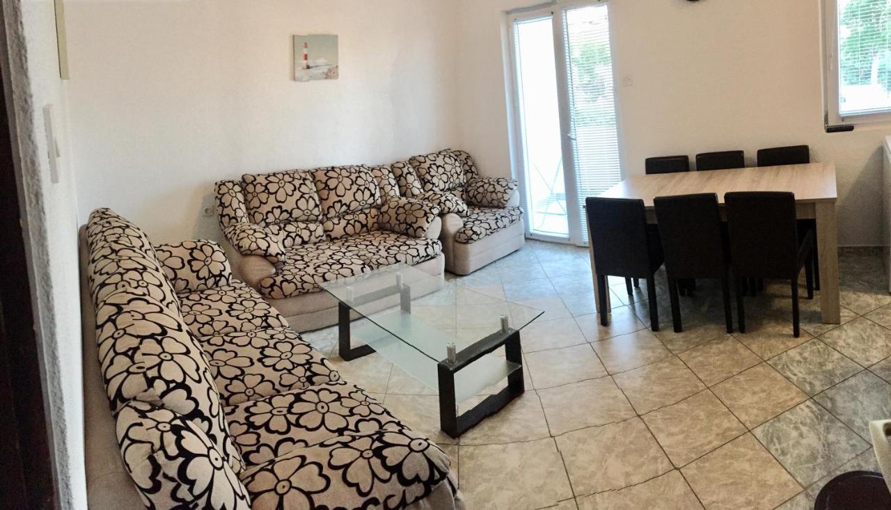 Apartmani Nerko พาก ภายนอก รูปภาพ