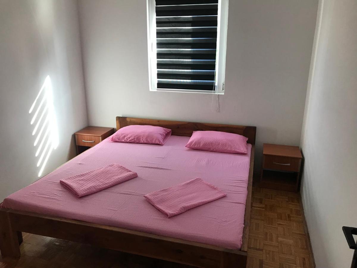Apartmani Nerko พาก ภายนอก รูปภาพ