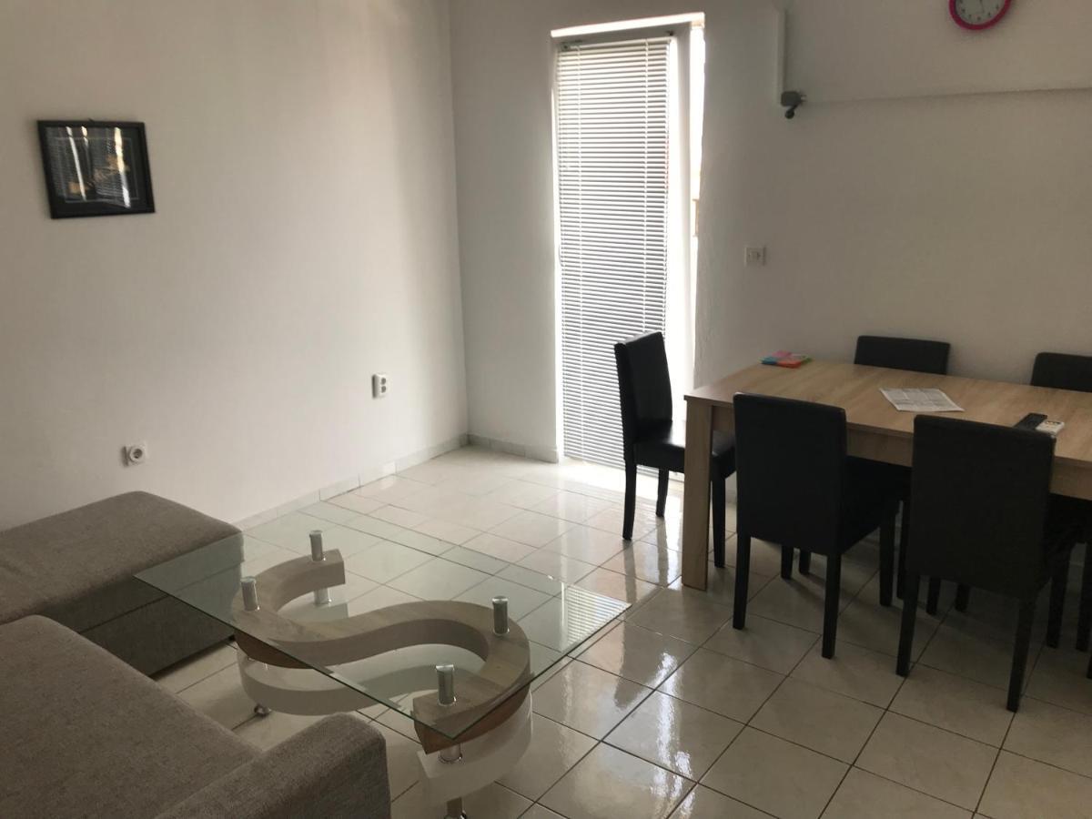 Apartmani Nerko พาก ภายนอก รูปภาพ