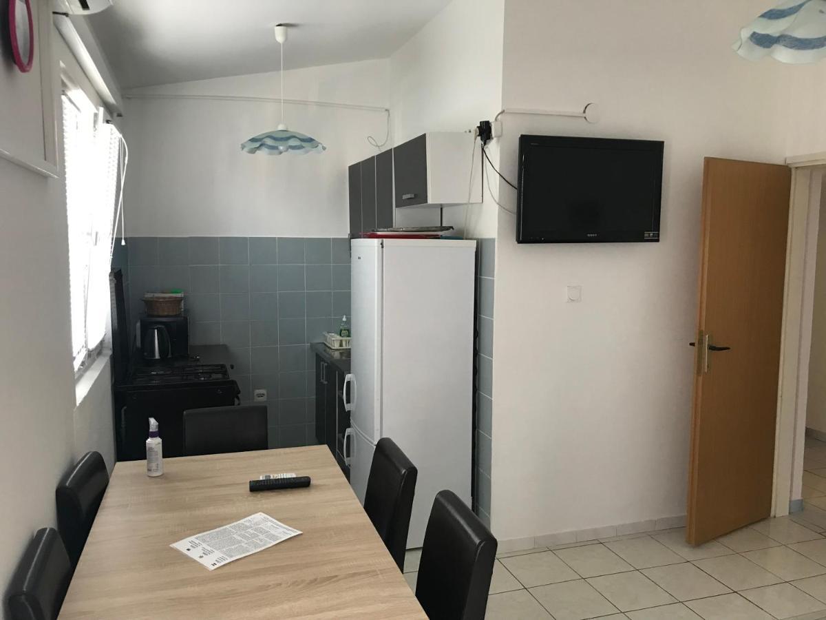 Apartmani Nerko พาก ภายนอก รูปภาพ