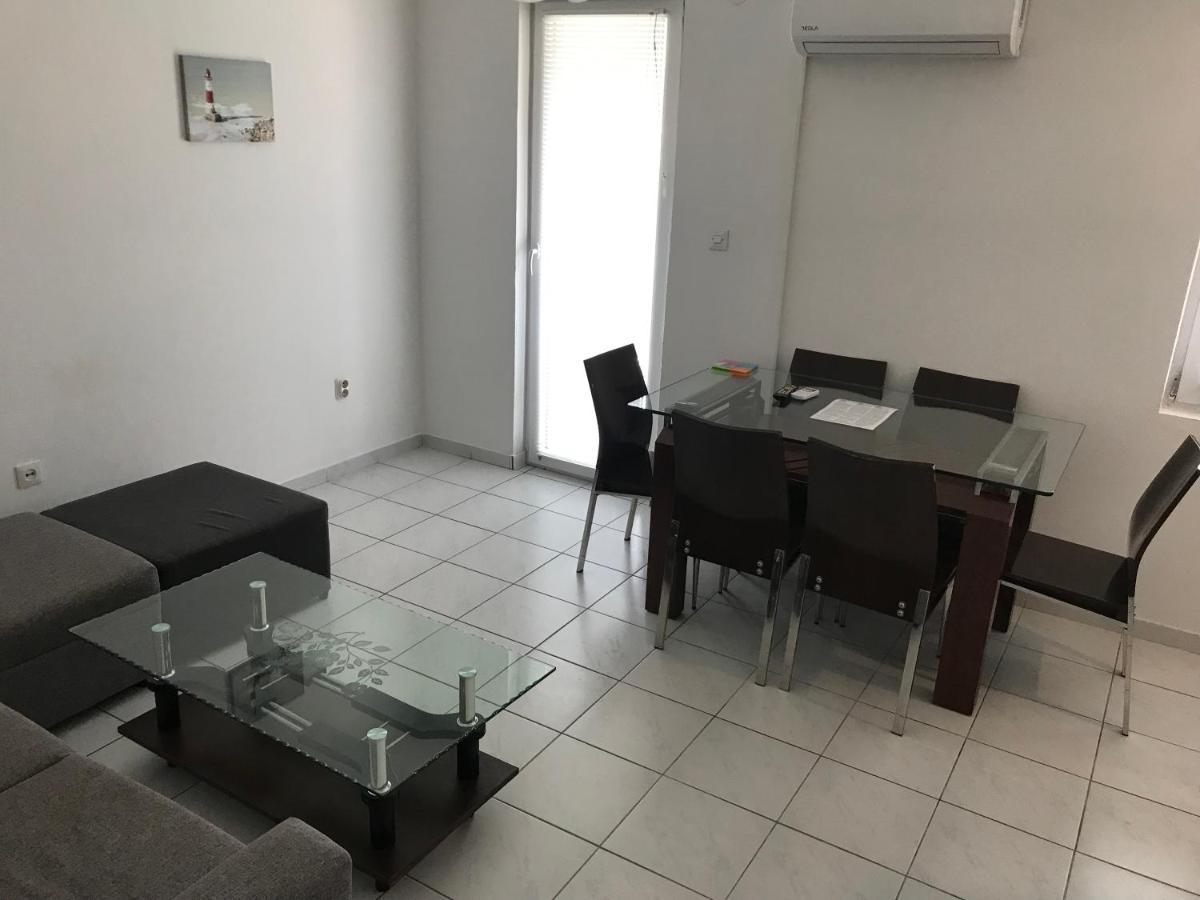 Apartmani Nerko พาก ภายนอก รูปภาพ